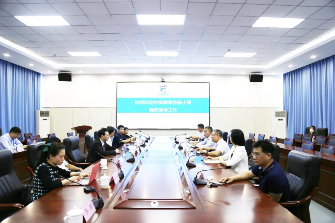 全球政商企交流合作聯(lián)盟執(zhí)行主席、意大利華人議長潘永長蒞臨小鴨參觀交流！